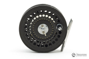 Orvis - CFO IV Fly Reel w/ Spare Spool - Screwback