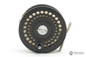 Orvis - CFO V Fly Reel w/ 2 Spare Spools