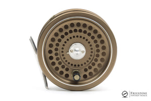 Sage / Hardy - Model 505L Fly Reel w/ 2 Spare Spools